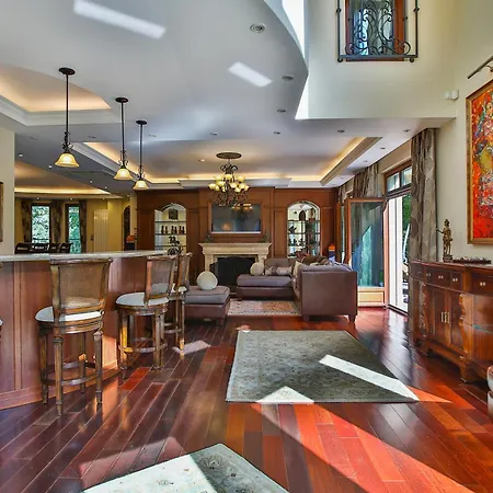 Villa & Luxury Sofia